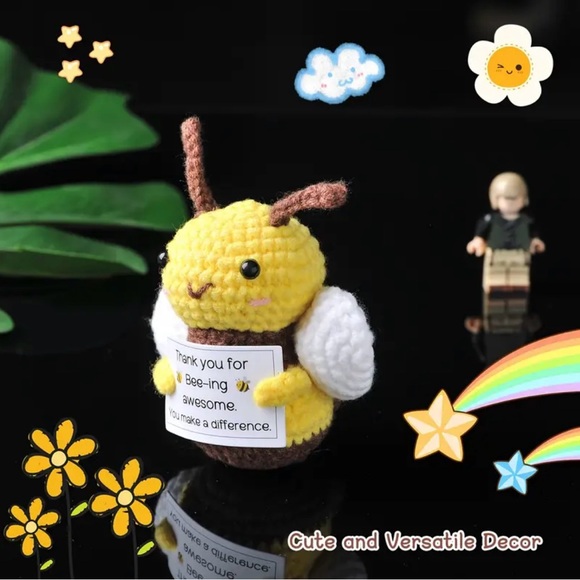 3x3 in bee crochet with encouragement card . - Picture 2 of 3